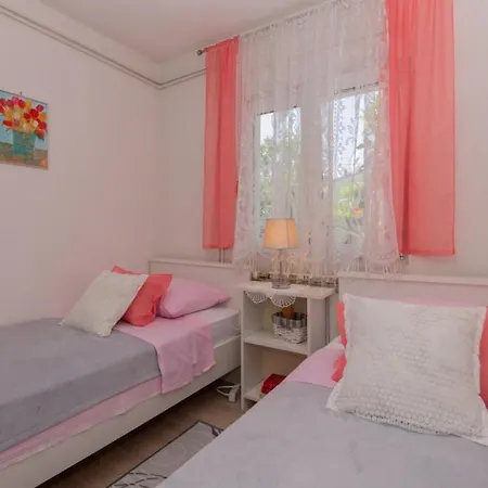 Βίλα Beautiful Vrljika With Pool In Makarska *